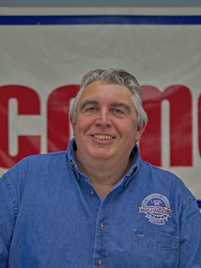 Tim Powers headshot
