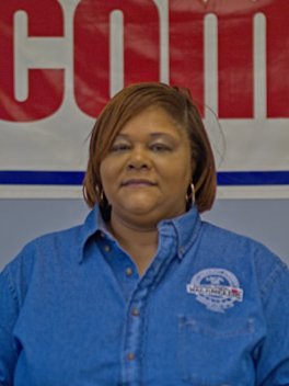 Lakiesha Lewis headshot